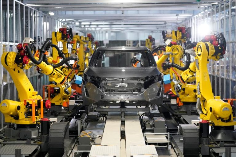 Japan Car Industry Achieves Its Highest Robotics Installations In Five Years