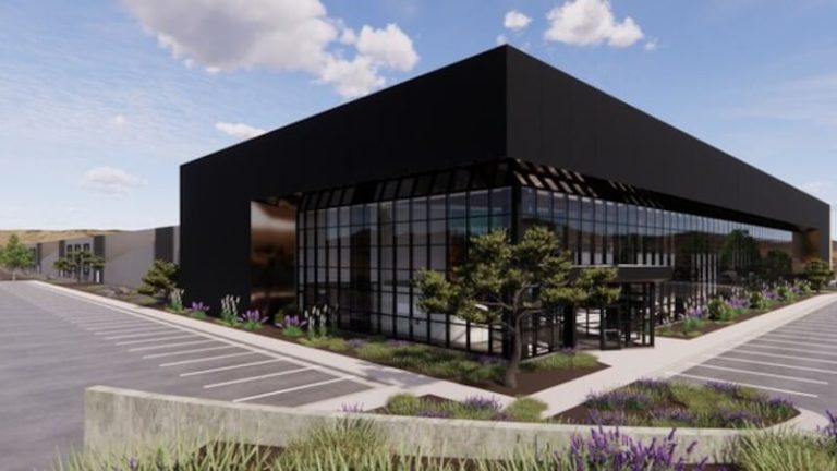 Novva Launches Massive 300000 Square Foot Data Center in Nevada Tech Corridor